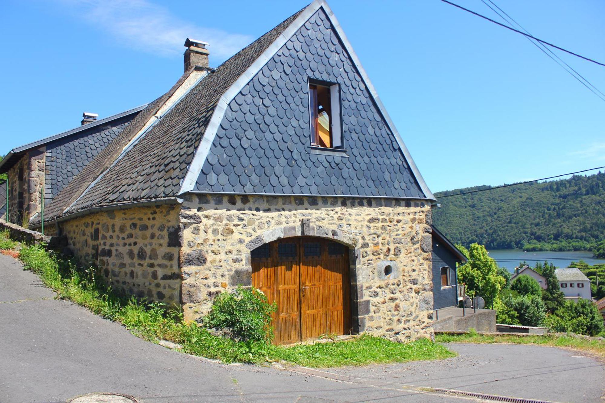 Maison De Varennes Vakantiehuis Chambon-sur-Lac