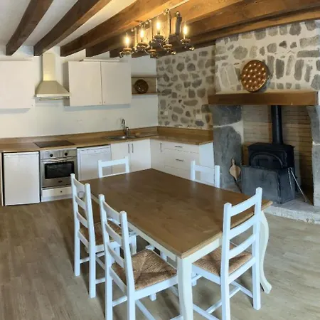 Maison De Varennes Chambon-sur-Lac Zimmer foto