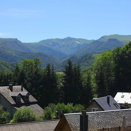 Maison De Varennes Chambon-sur-Lac Exterior foto